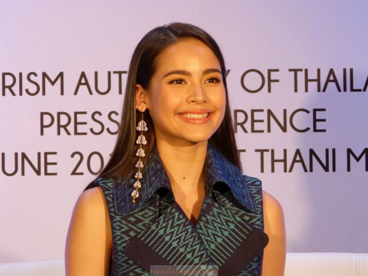 Thai Superstar Yaya Sperbund Tells Filipino Fans to Visit Her in Amazing Thailand