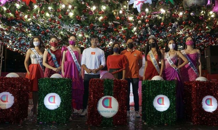 Araneta City Giant Christmas Tree To Bring Back The Magic of Christmas