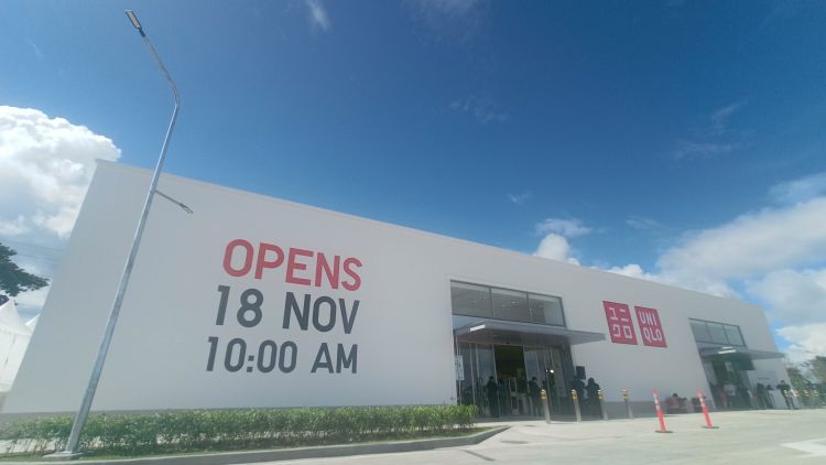 LOOK: UNIQLO Nuvali and First Ever Green Park
