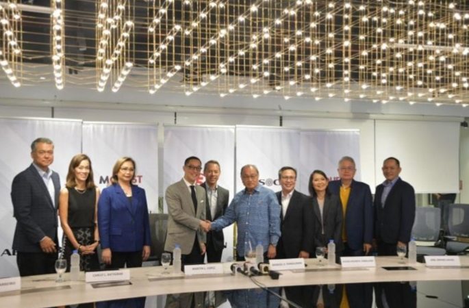 LOOK: ABS-CBN Inks 5-Year Deal with TV5