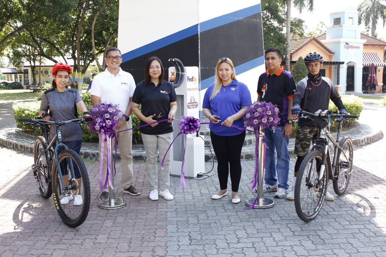 FedEx Express Installs Bicycle Repair Stations in Clark | raincheckblog