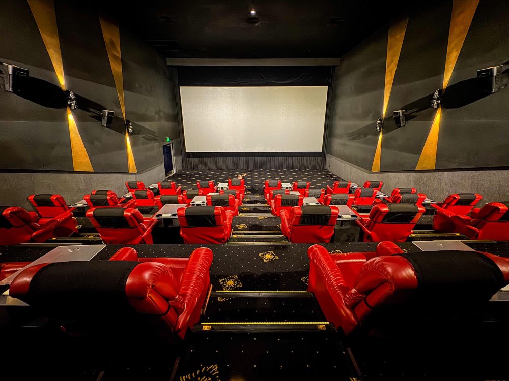 World Kitchens Platinum Cinema