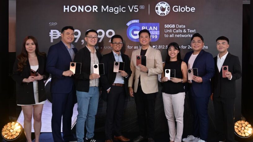 HONOR Magic V5
