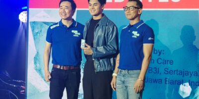 Eye Mo COOL Red Eyes